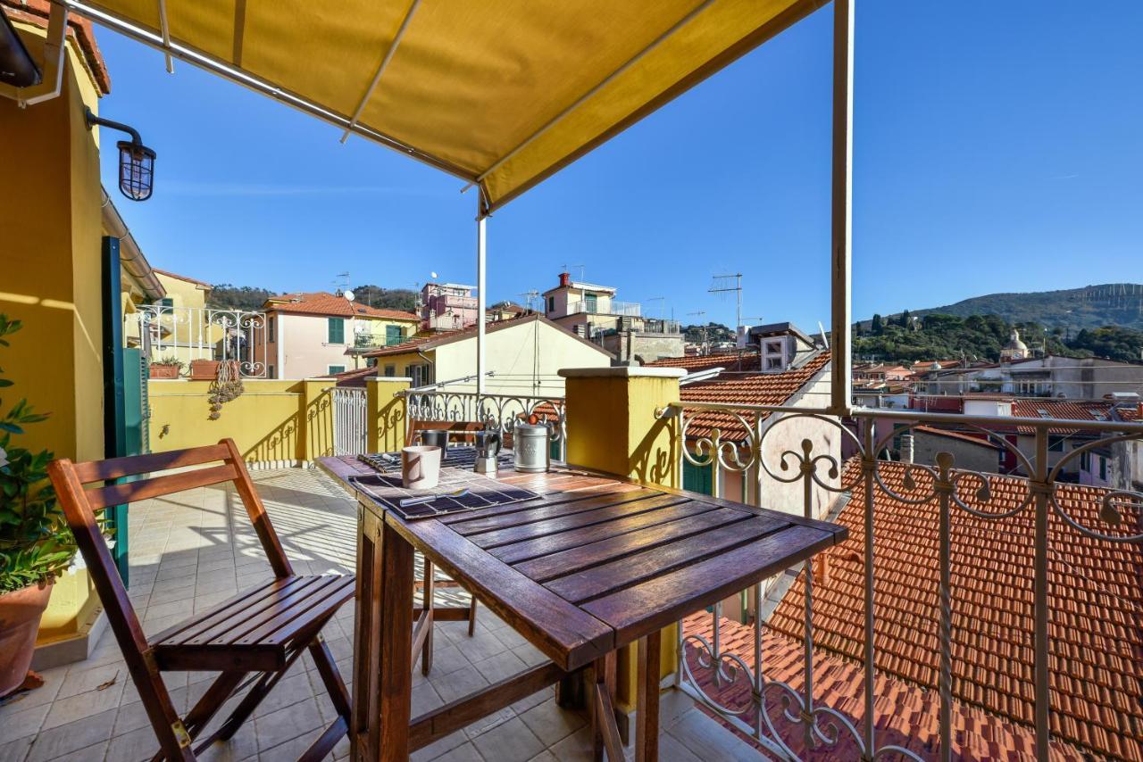 Vienna'S House Apartment Леричи Екстериор снимка